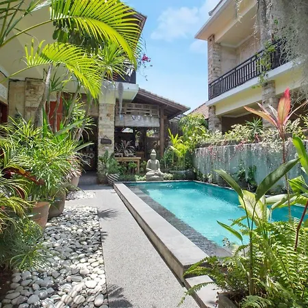 Oyo 401 The Frog Homestay Sanur