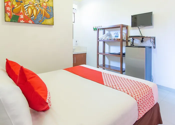 Hotel Oyo 401 The Frog 2*